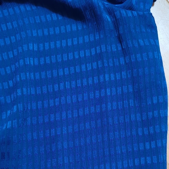 Calvin Klein Women's Blue Striped Textured Blouse - Picture 9 of 10